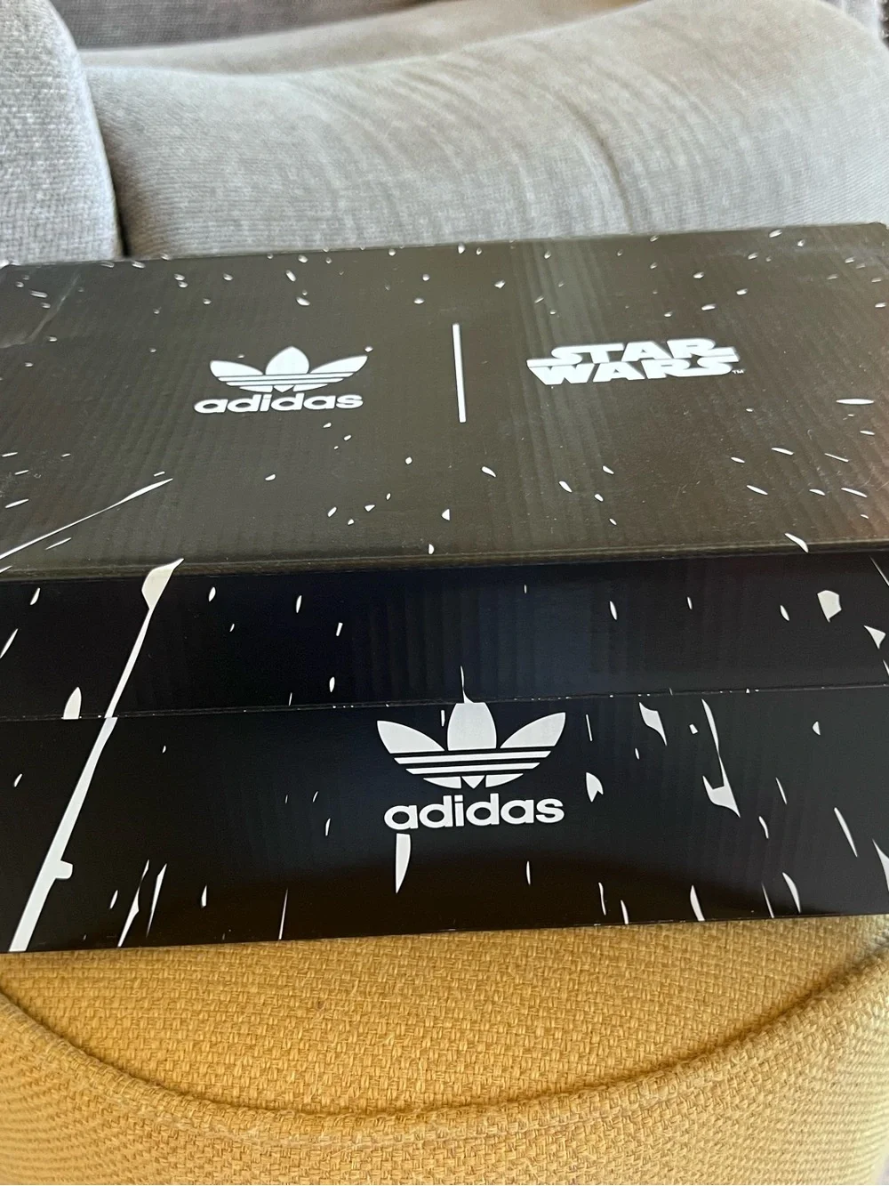 Adidas NMD_R1 Star Wars Darth Vader FW2282 Men’s 9 w/ Original Box